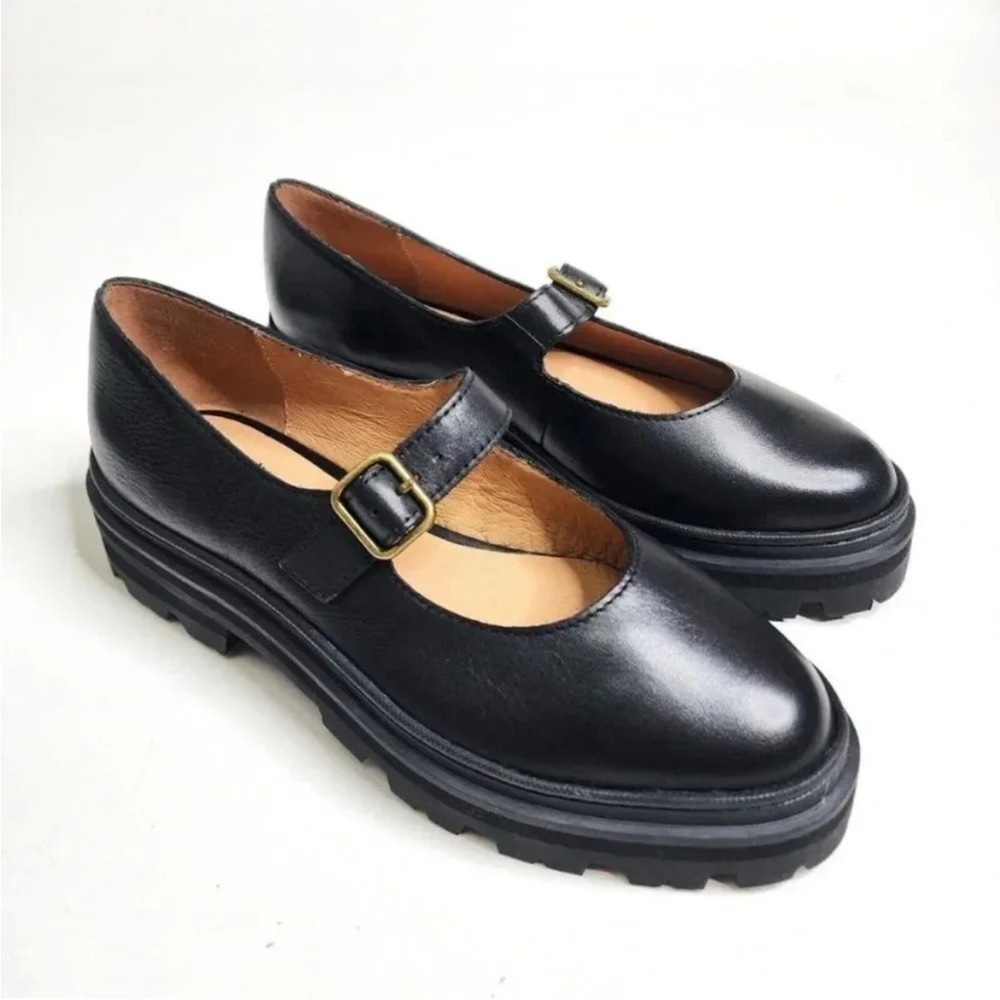 Madewell Freya Platform Leather Lugsole Mary Jane size 9

Wore 1 time - Picture 2 of 7